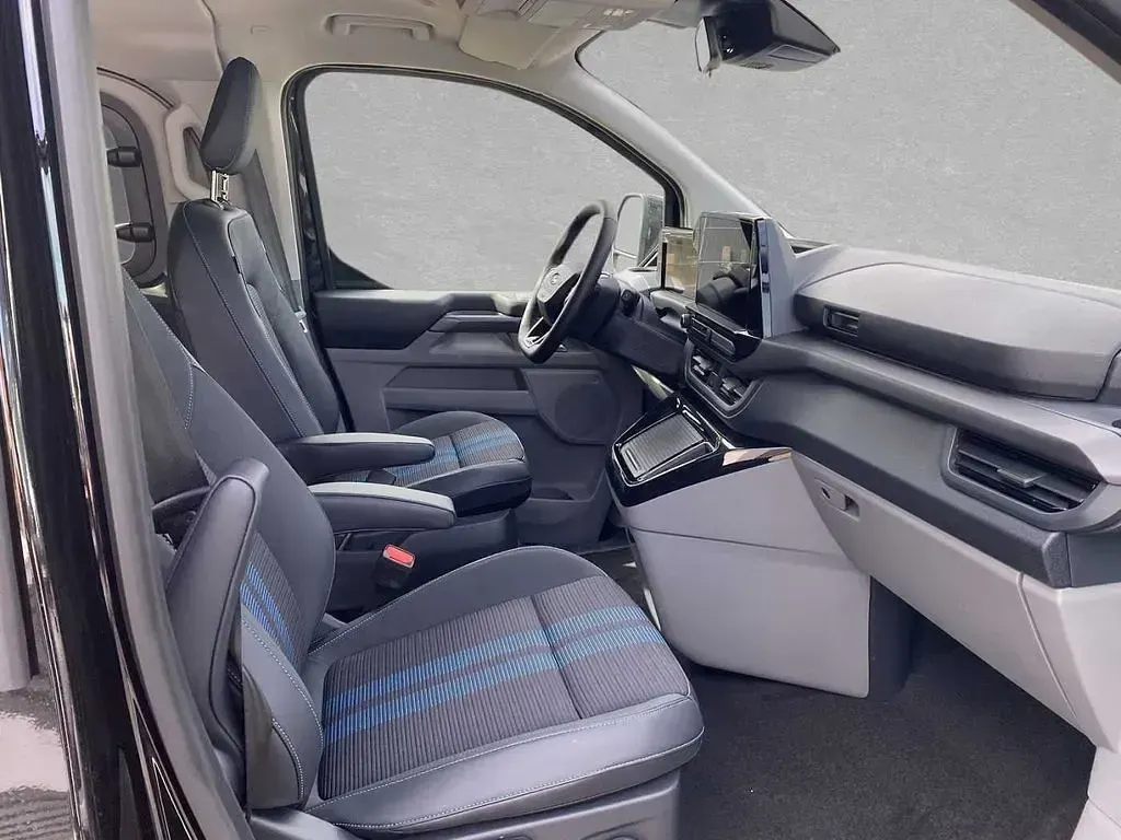 Gebraucht Ford Tourneo Active 170 PS (125 kW) 2026 Schwarz (agate black metallic) Van / Kleinbus