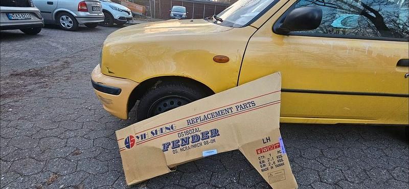 Gebraucht Nissan Micra 54 PS (39 kW) 2000 Gelb Kleinwagen