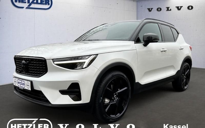 Neu Volvo XC40 Plus 163 PS (119 kW) 2025 Weiß SUV