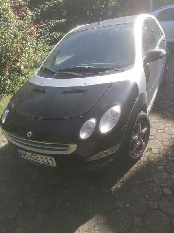 Schwarz Gebraucht 2004 Smart ForFour Pulse Kleinwagen | 800 € (Guter Preis) - Bild 1/4