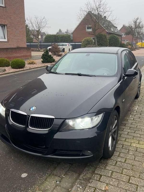 Gebraucht BMW 320 163 PS (119 kW) 2006 Limousine
