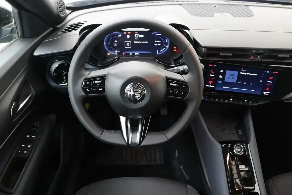 Gebraucht Alfa Romeo Junior 114 kW (156 PS) 2025 Blau SUV