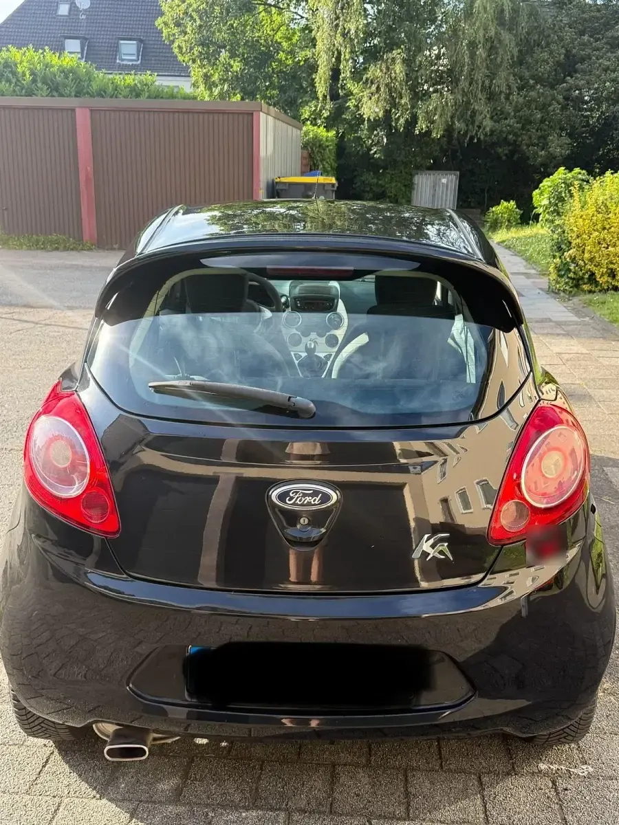 Gebraucht Ford Ka 50 PS (36 kW) 2009 Schwarz Kleinwagen