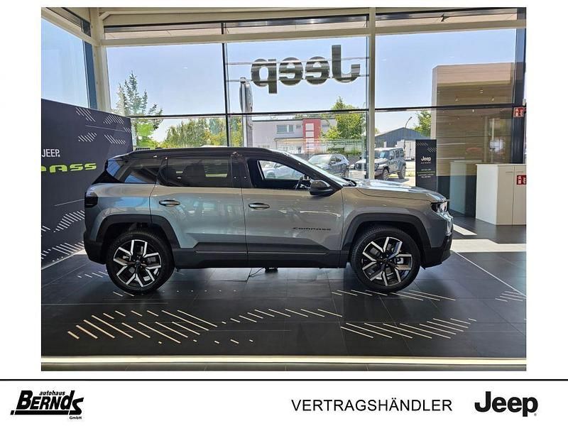 Yosemite grey mit dach schwarz Neu 2025 Jeep Compass SUV | 47.485 € (Teuer) - Bild 1/4