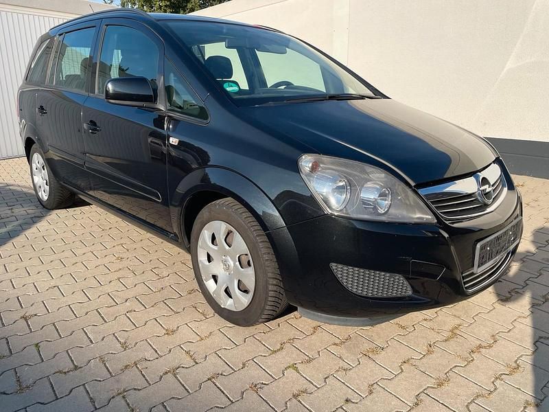 Schwarz Gebraucht 2014 Opel Zafira Van / Kleinbus | 3.990 € (Superpreis) - Bild 1/4