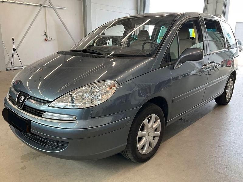Grau Gebraucht 2005 Peugeot 807 Premium Van / Kleinbus | 2.699 € (Guter Preis) - Bild 1/4