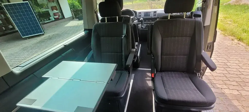 Gebraucht VW Multivan 150 PS (110 kW) 2016 Grau Van / Kleinbus
