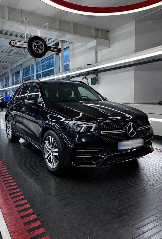 Gebraucht Mercedes GLE350 AMG 320 PS (235 kW) 2021 Schwarz SUV