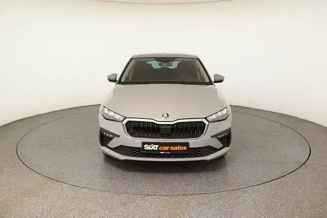 Occasion Skoda Scala Selection 116 ch (85 kW) 2025 Gris Citadine