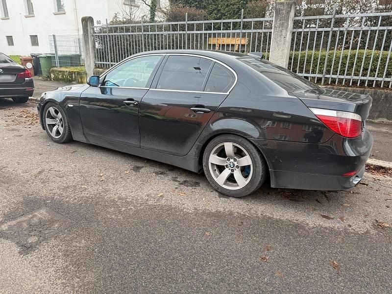 Gebraucht BMW 525 177 PS (130 kW) 2006 Schwarz Limousine