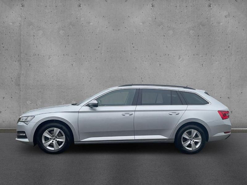 Gebraucht Skoda Superb Ambition 150 PS (110 kW) 2022 Silber Kombi