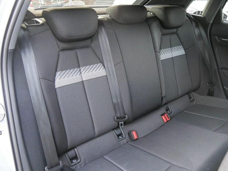 Usata Audi A3 Advanced 204 CV (150 kW) 2025 Grigio Berlina