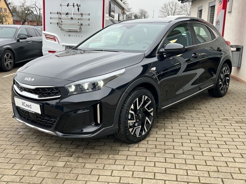 Neu Kia XCeed Comfort 140 PS (102 kW) 2025 Schwarz SUV