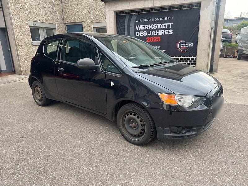 Gebraucht Mitsubishi Colt 75 PS (55 kW) 2013 Schwarz Kleinwagen