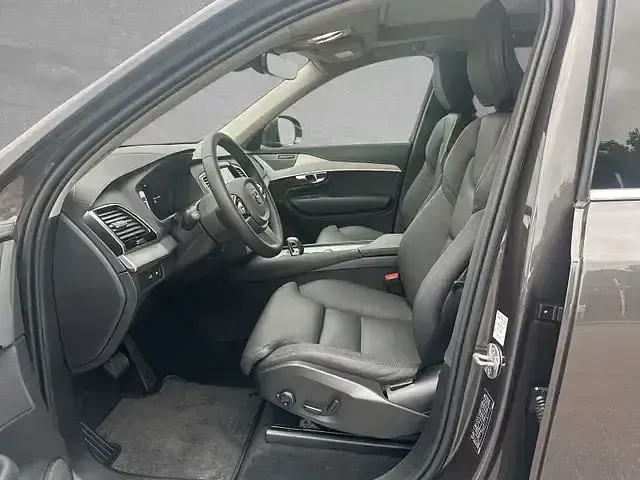 Gebraucht Volvo XC90 Plus 455 PS (334 kW) 2025 Grau SUV