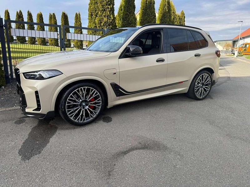 Gebraucht BMW X5 M Performance 489 PS (359 kW) 2025 Schwarz SUV