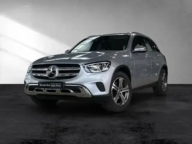 Gebraucht Mercedes GLC220 Exclusive 194 PS (142 kW) 2023 Hightechsilber (metallic) SUV