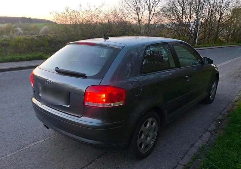 Second-hand Audi A3 101 CP (74 kW) 2004 Gri Hatchback