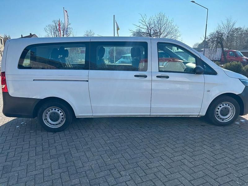 Gebraucht Mercedes Vito 114 PS (83 kW) 2018 Weiß Van