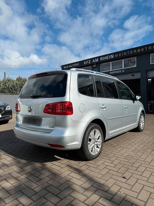 Gebraucht VW Touran 110 PS (80 kW) 2013 Silber Van / Kleinbus