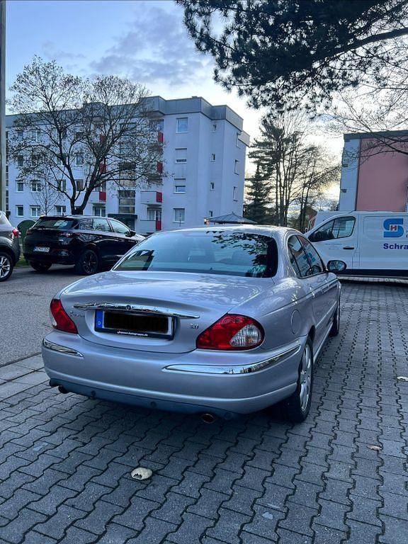 Gebraucht Jaguar X-type Executive 230 PS (169 kW) 2002 Silber Limousine