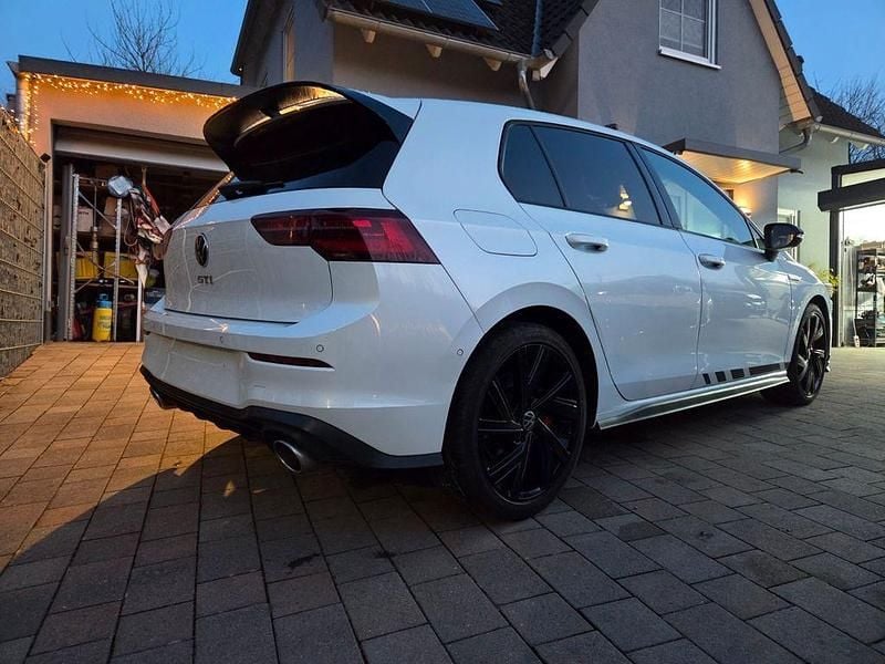 Oryxweiss perlmutteffekt Gebraucht 2021 VW Golf GTI Clubsport Limousine | 28.999 € (Fairer Preis) - Bild 1/4
