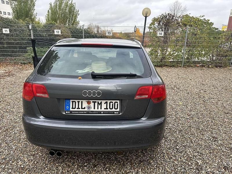 Gebraucht Audi A3 Attraction 150 PS (110 kW) 2006 Grau Kombi