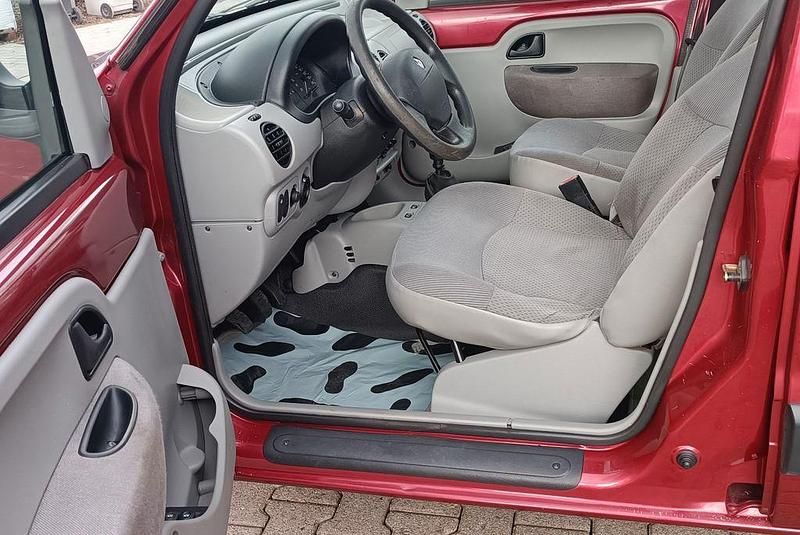 Gebraucht Renault Kangoo Expression 95 PS (69 kW) 2002 Rot Van / Kleinbus