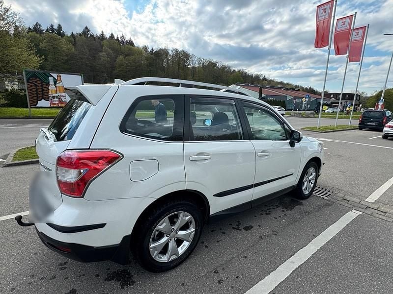 Occasion Subaru Forester Exclusive+ 147 ch (108 kW) 2015 Blanc SUV