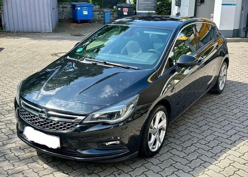 Schwarz Gebraucht 2016 Opel Astra Dynamic Limousine | 7.500 € (Guter Preis) - Bild 1/4