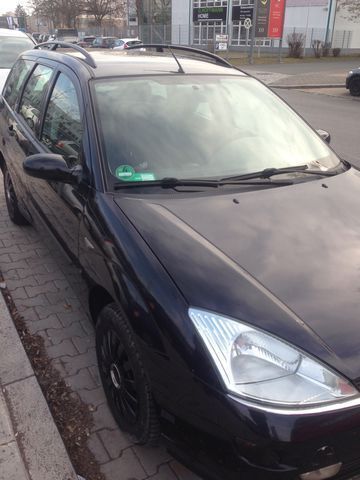 Gebraucht Ford Focus 116 PS (85 kW) 2001 Schwarz metallic Kombi