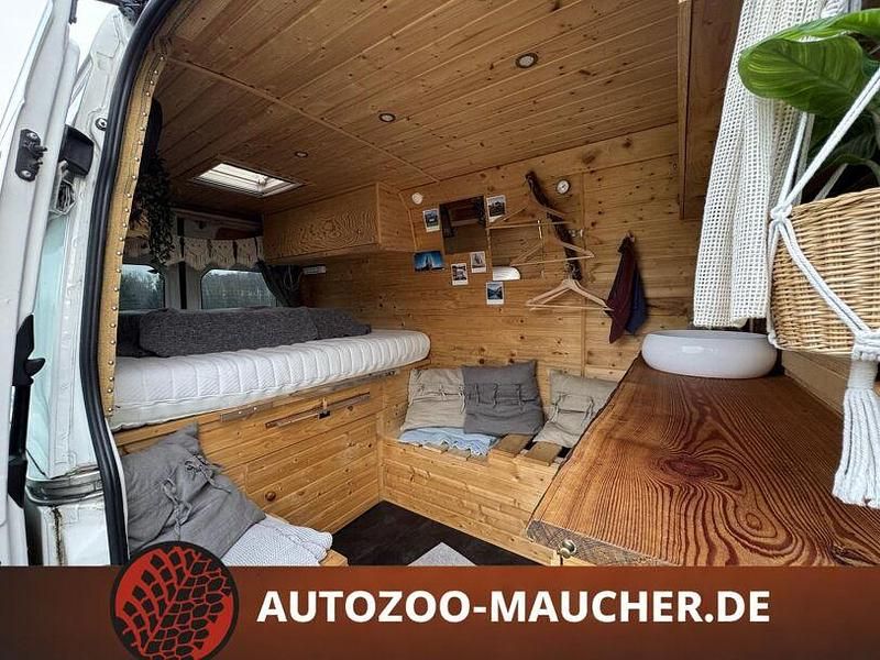 Gebraucht VW Crafter 163 PS (119 kW) 2016 Candyweiß Van
