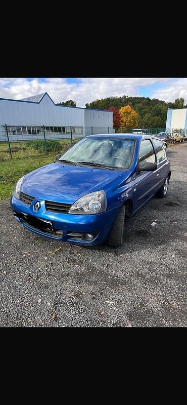 Blau Gebraucht 2008 Renault Clio II Kleinwagen | 699 € (Superpreis) - Bild 1/4