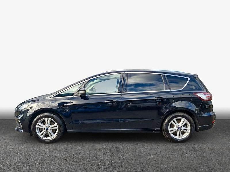 Gebraucht Ford S-MAX Titanium 190 PS (139 kW) 2022 Schwarz Van / Kleinbus