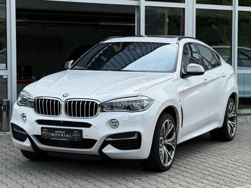 Mineralweiss metallic Gebraucht 2018 BMW X6 M SUV | 38.850 € (Guter Preis) - Bild 1/4