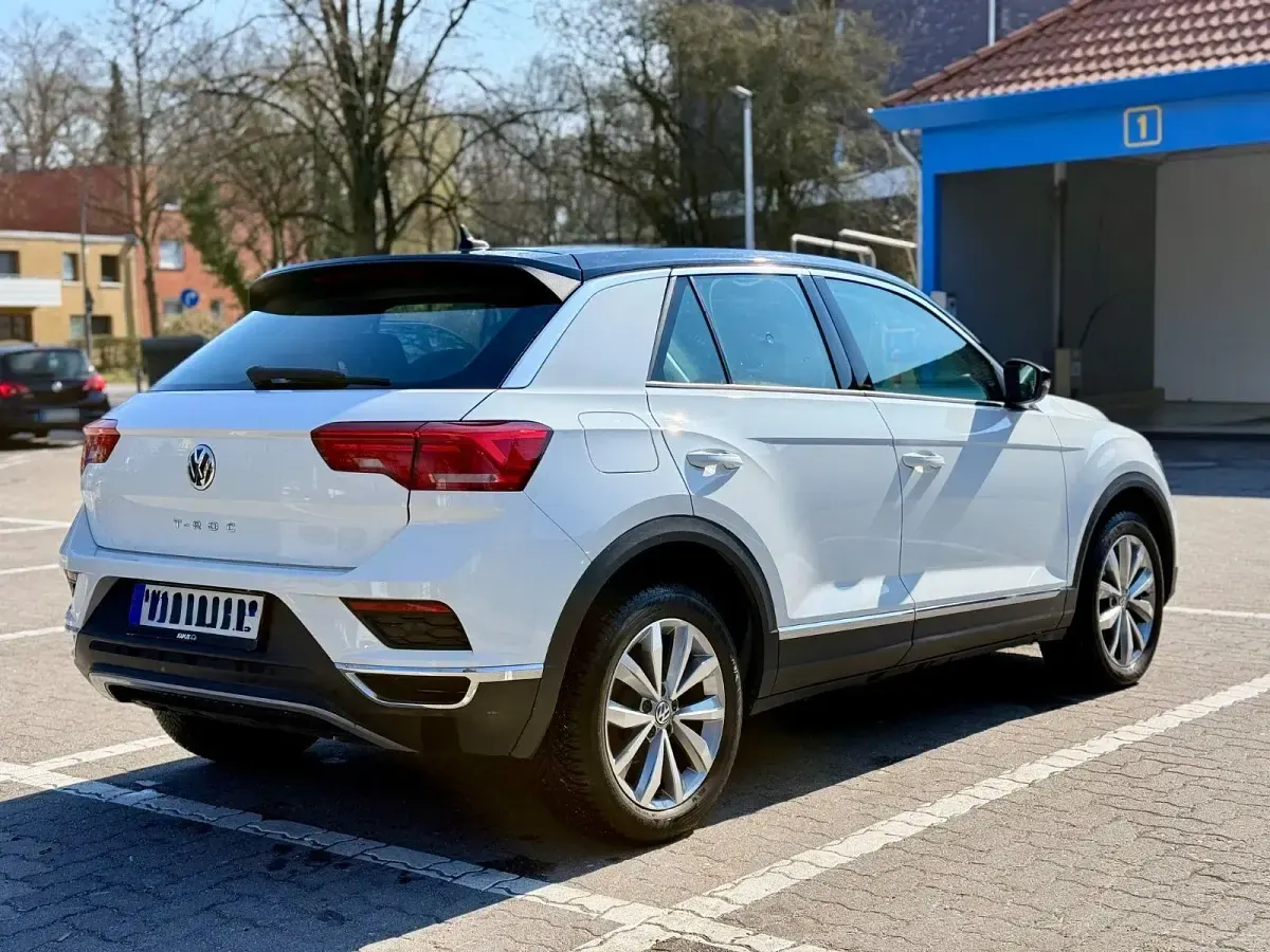 Gebraucht VW T-Roc Style 150 PS (110 kW) 2020 Weiß SUV