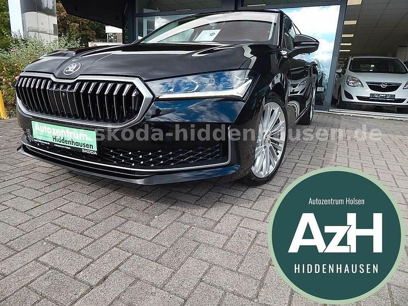 Othercolor Gebraucht 2024 Skoda Superb LAURIN & KLEMENT Kombi | 51.990 € - Bild 1/4
