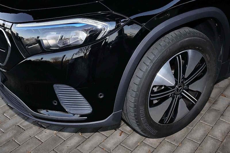 Gebraucht Mercedes EQA250 139 kW (190 PS) 2022 Schwarz SUV