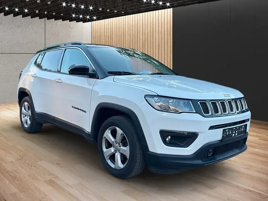 Usado Jeep Compass Longitude 120 CV (88 kW) 2019 Blanco SUV