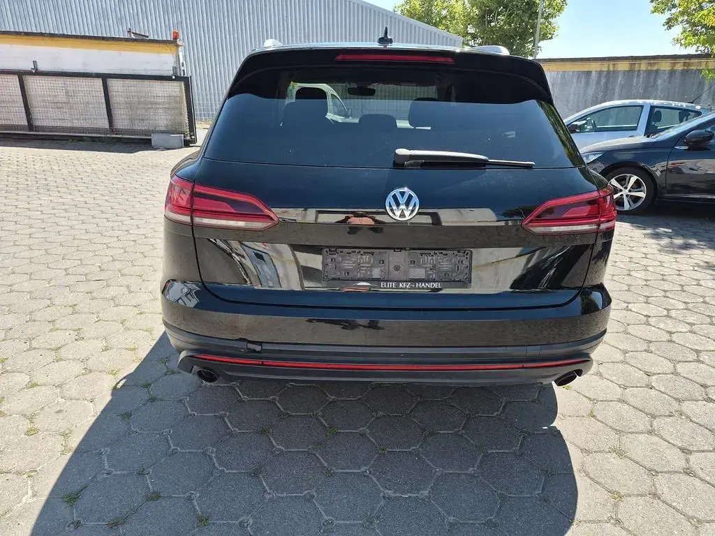 Gebraucht VW Touareg 231 PS (169 kW) 2018 Schwarz SUV