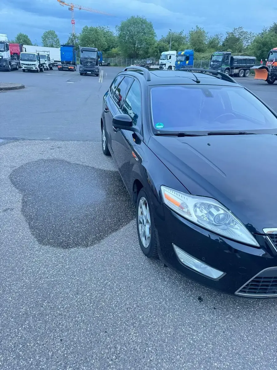 Gebraucht Ford Mondeo 140 PS (102 kW) 2009 Schwarz Kombi