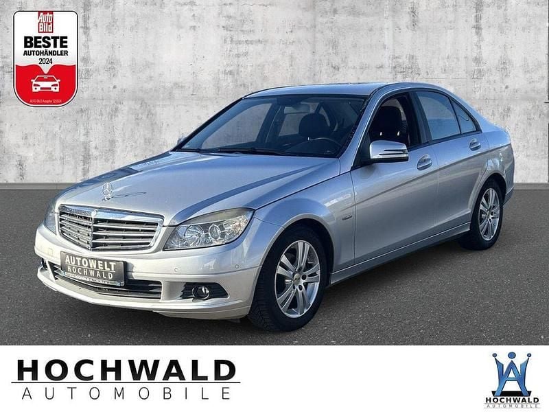 Gebraucht Mercedes C180 156 PS (114 kW) 2009 Silber Limousine