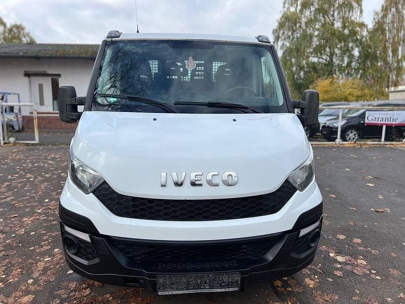 Gebraucht Iveco Daily 126 PS (92 kW) 2015 Weiß Van / Kleinbus