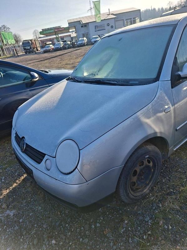 Second-hand VW Lupo 65 CP (47 kW) 2002 Argintiu Hatchback