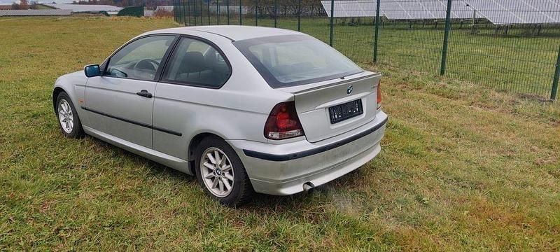 Gebraucht BMW 316 116 PS (85 kW) 2004 Silber Limousine