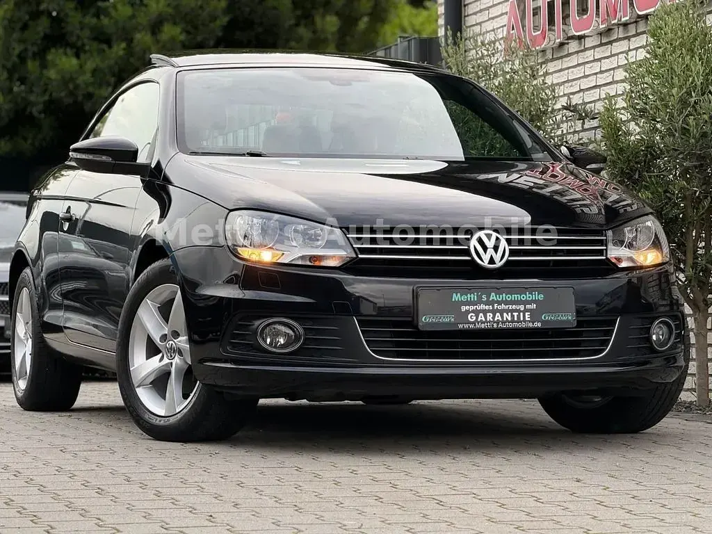 Second-hand VW Eos 122 CP (89 kW) 2012 Negru Cabrio