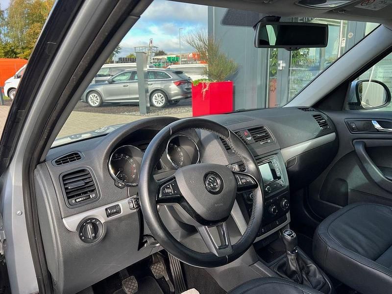 Gebraucht Skoda Yeti GreenLine 105 PS (77 kW) 2014 Silber SUV