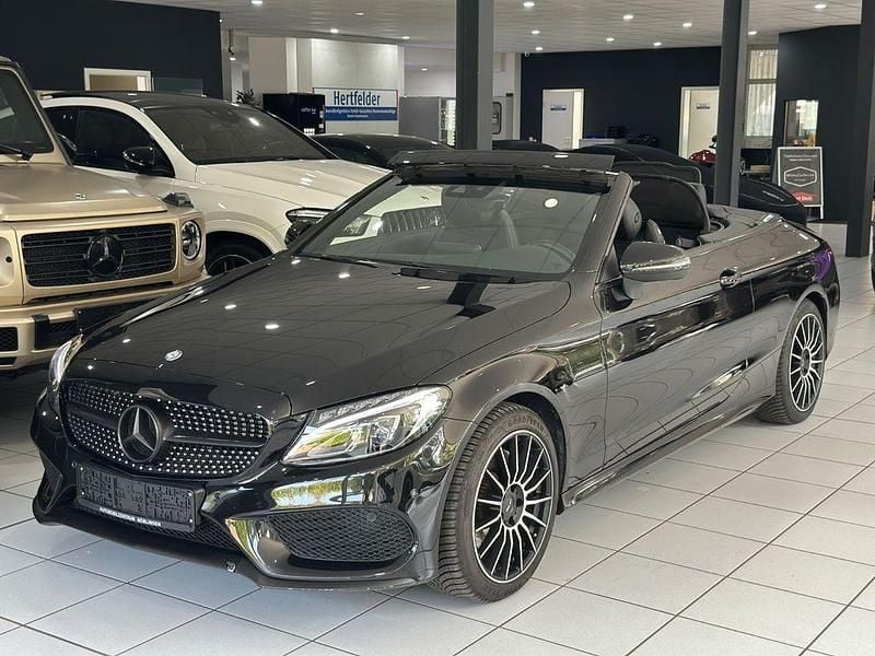 Schwarz Gebraucht 2017 Mercedes C200 AMG Cabrio | 24.490 € (Superpreis) - Bild 1/4