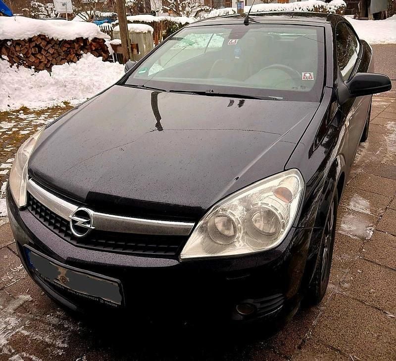 Gebraucht Opel Astra Cabriolet Cosmo 140 PS (102 kW) 2007 Schwarz Cabrio
