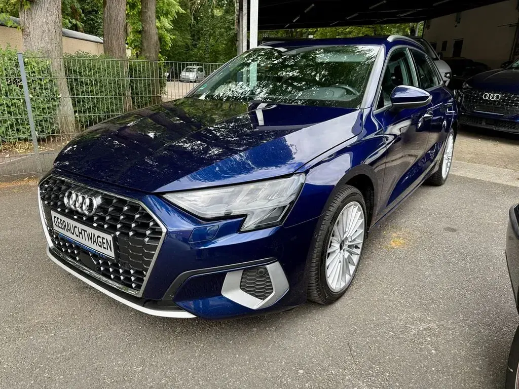 Gebraucht Audi A3 Advanced 150 PS (110 kW) 2024 Blau Limousine